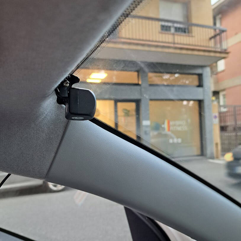 Videoregistratore Per Auto Con Monitor E 4 Telecamere