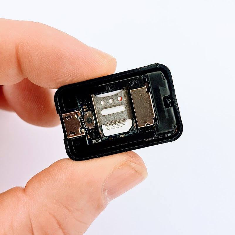 MICROSPIA ANTIFURTO GSM la chiami e ascolti o ti chiama con registratore 16 Giga
