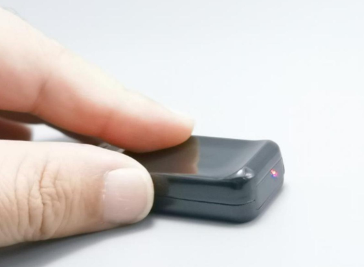 Telecamera spia chiavetta USB con sistema touch alta definizione HD 1920 con microfono
