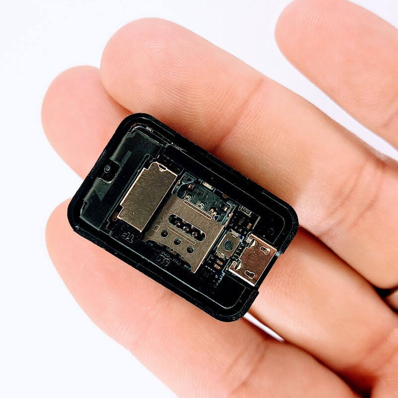 MICROSPIA ANTIFURTO GSM la chiami e ascolti o ti chiama con registratore 16 Giga