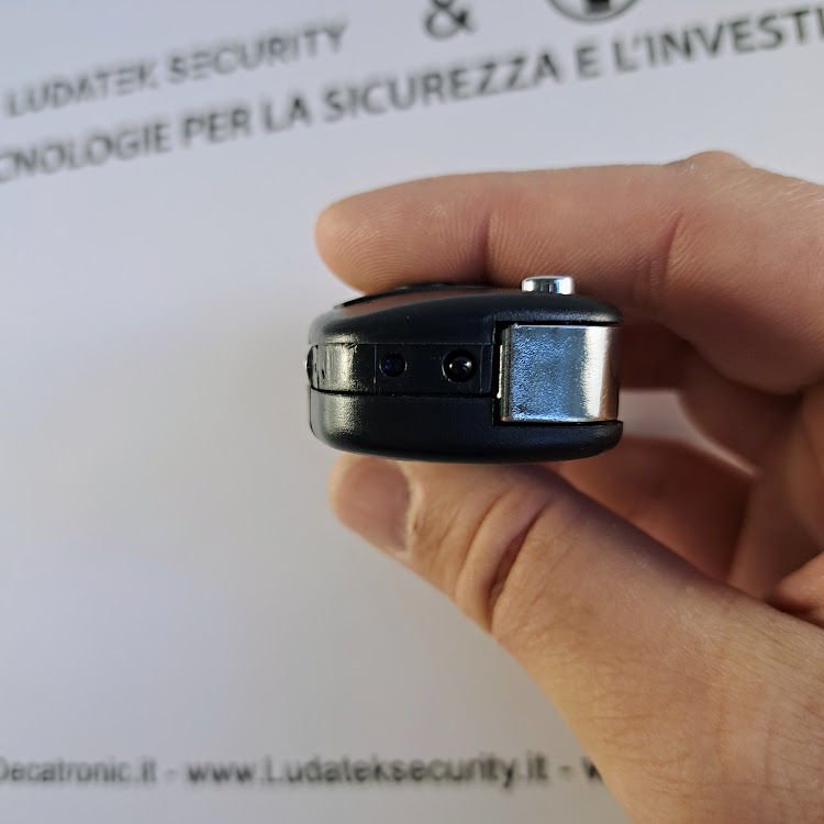 Telecamera spia chiave auto