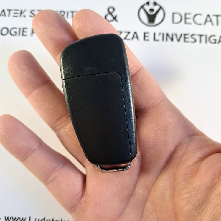 Telecamera spia chiave auto