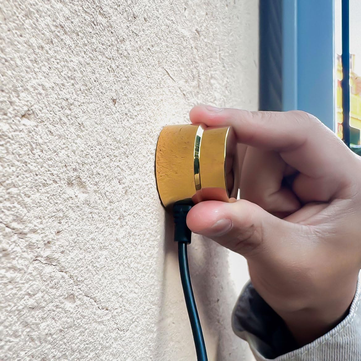 DECATRONIC Microfono da Parete Professionale per Ascoltare Attraverso i Muri - Sistema con Filtri Avanzati, Microfono ad Ago e Uscita Registrazione - Ideale per Casa, Ufficio e Sicurezza (F999R Gold)